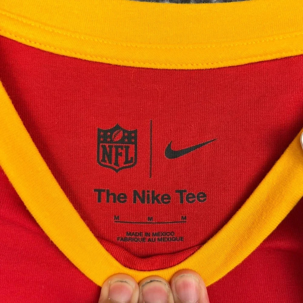 Nike Kansas City Chiefs NFL Shirt Women Medium Red Yellow Short Sleeve New M